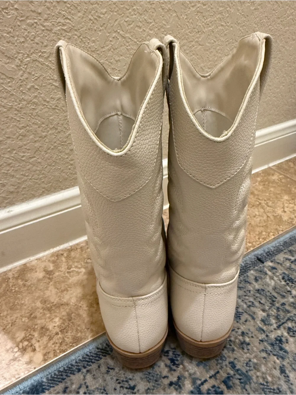 Cat & Jack Girls Cream Western Boots